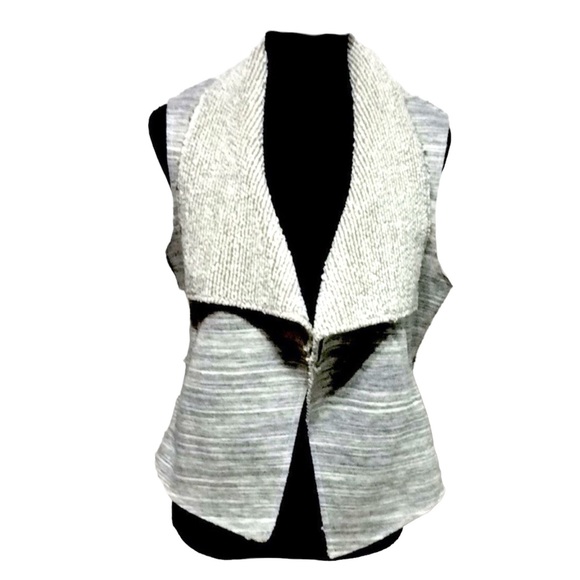 CS New York Jackets & Blazers - Faux Sherpa Cardigan Front Vest Small